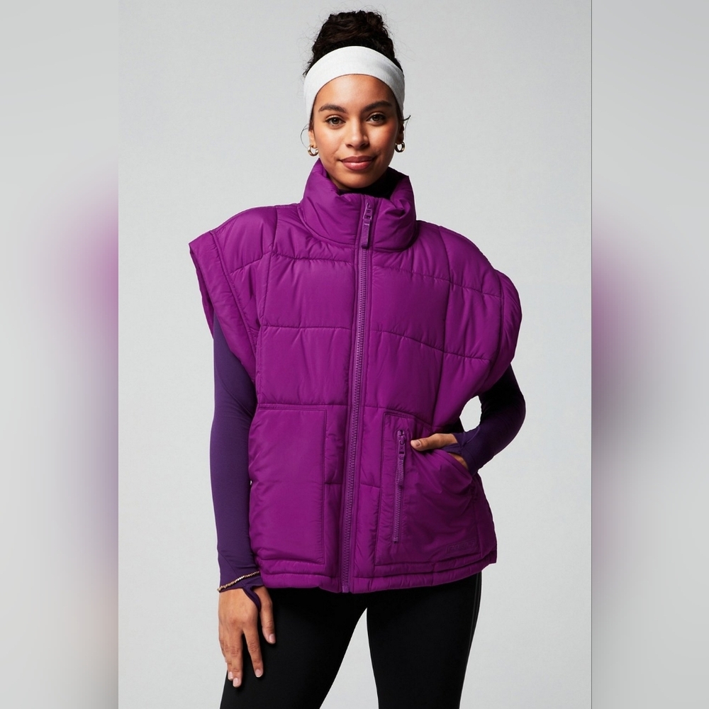 Fabletics Cloud Nine Oversized Puffer Vest Berry Magenta